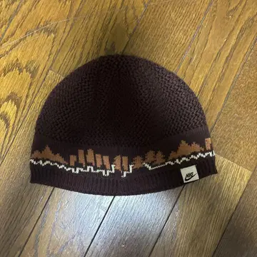 Nike 브라운 비니