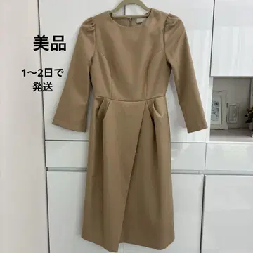 [ 새상품급 ] 셀포드 턱타이트 원피스