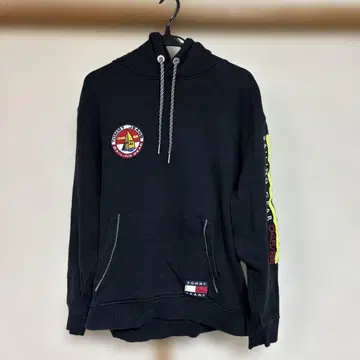 TOMMY JEANS x monkey time 블랙 후드티