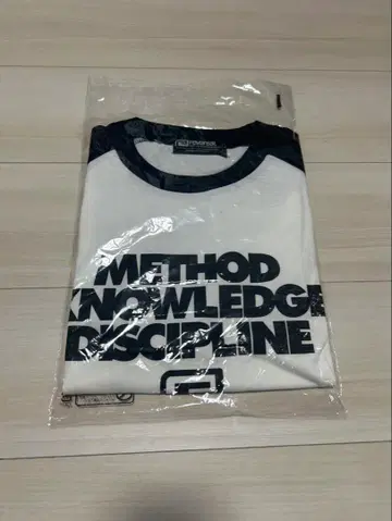 METHOD KNOWLEDGE DISCIPLINE 8부 소매 셔츠