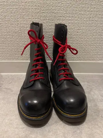 [ 레어 ] 닥터마틴 잉글랜드제 10홀 UK5