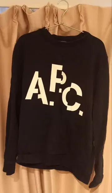 A.P.C. 네이비 크루넥 맨투맨 L 사이즈