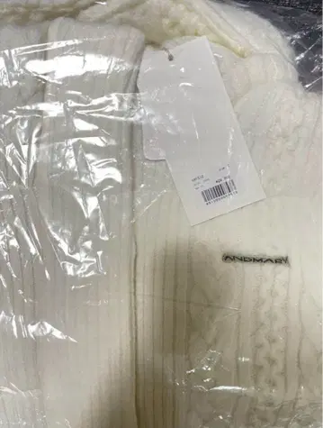 ANDMARY Mary 퀼팅 니트 쉐이프 재킷