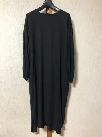 Sorte cuff 솔테카프 블랙 원피스 긴팔