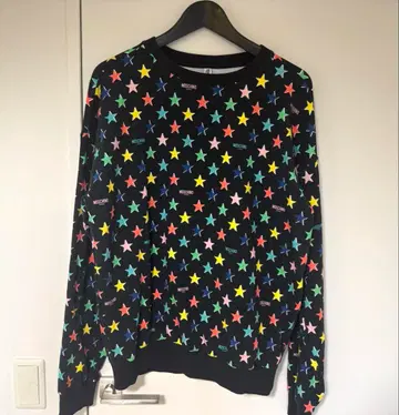 MOSCHINO 별 패턴 트레이닝복