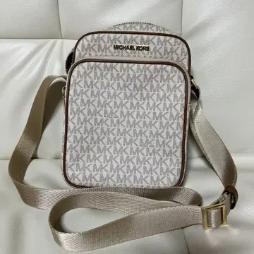 MICHAEL KORS MK 로고 숄더백