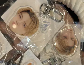 TREASURE 도요 캡슐 토이 가챠가챠 얼굴 아크릴 키링 분노 슬픔