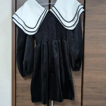 블랙 벨벳 원피스 긴팔 프릴 옷깃 할로윈 코스프레