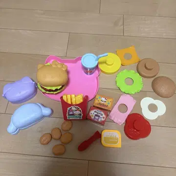 헬로키티 햄버거 가게