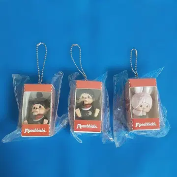 몬치치 앉아있는 패키지 피규어 키체인 3종
