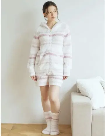 젤라피케 후드 부착 가디건 택 포함