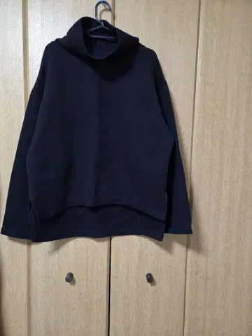 MARW UNITED ARROWS 하이넥 맨투맨 블랙