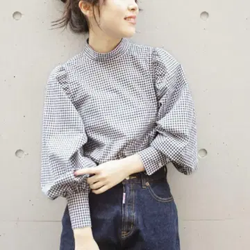 스픽 앤 스팬 스탠드 카라 깅엄 블라우스 볼륨 소매