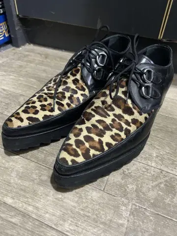 DSQUARED2 레오파드 무늬 가죽 통굽 신발