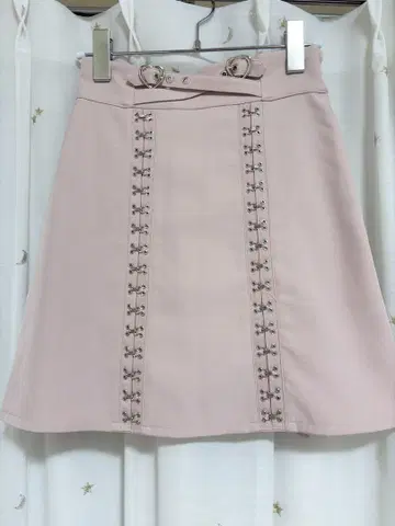 Honey Cinnamon 크로스 벨트 타이트 스커트 핑크