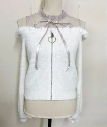 MARS 마즈 어깨 트임 샤기 니트탑