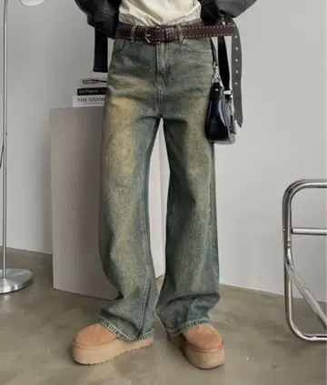 오로라 큐빅 장식 빈티지 루즈 데님 팬츠