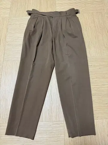 The CLASIK 클래식 GURKHA TROUSER 글카 팬츠