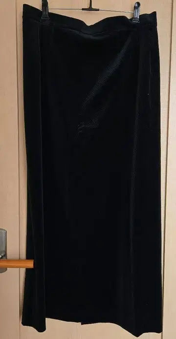 블랙 벨벳 타이트 스커트 크리스찬 오자르