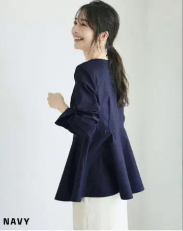 MAAYA DESIGN 페플럼 블라우스 네이비
