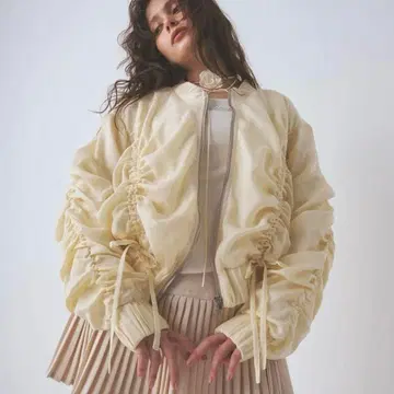 PELLICULE 페리큐르 chiffon gathering blouson