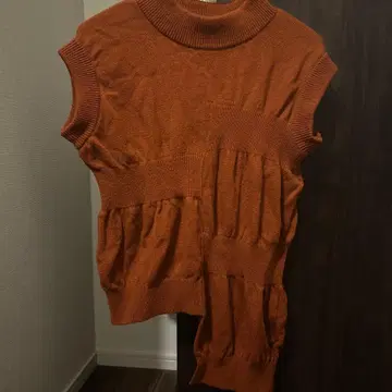 HOUGA up and down knit vest