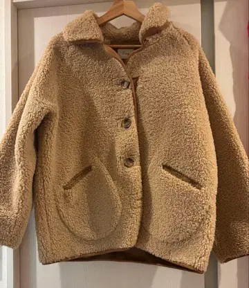 최종 가격 인하 Crisp 보아 자켓/무스탕 보아 코트