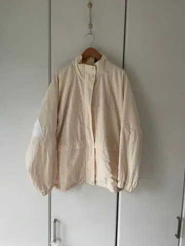 나일론 100% 크림색 마운틴 파카
