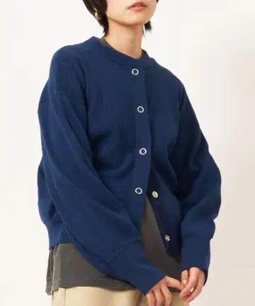 더 신존 케이프 린 가디건