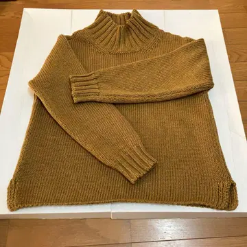 MHL 마가렛호웰 2020 브리티시 울 와이드 넥 니트