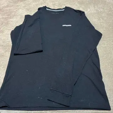 patagonia 블랙 롱 슬리브 T셔츠 S