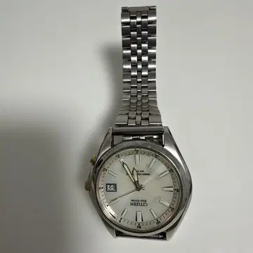 CITIZEN Eco-Drive 손목시계 화이트 작동품