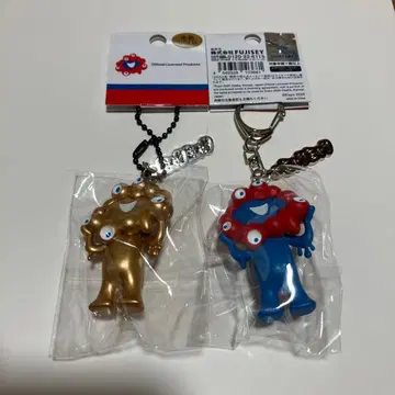 간사이 만박 미야쿠미야쿠 입체 PVC&골드 키체인 키체인 2개 세트