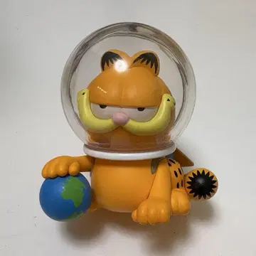 POPMART 가필드
