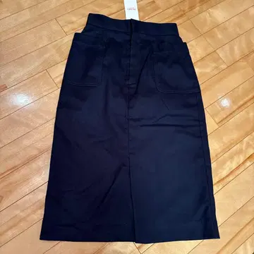BEAMS HEART 네이비 타이트 스커트 S