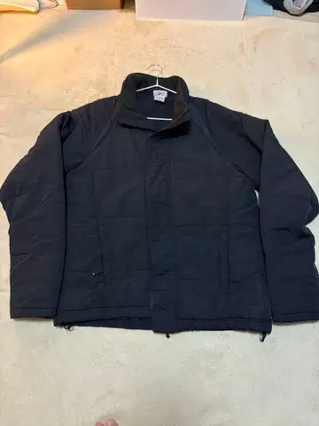 Reebok 블랙 다운 자켓
