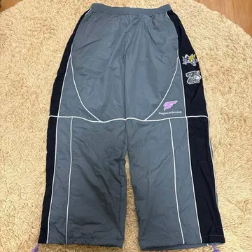 계속 한밤중이면 좋을 텐데. 사랑의 페가수스 나일론 팬츠