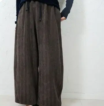 Herringbone like stripe wide pants