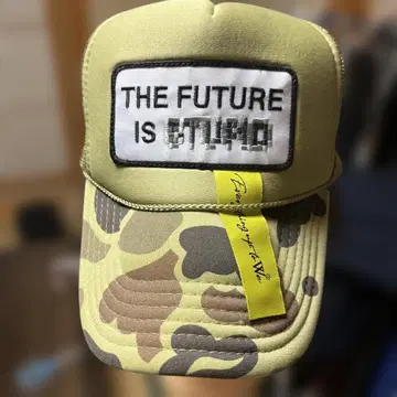 카모 패턴 캡 THE FUTURE IS WILD