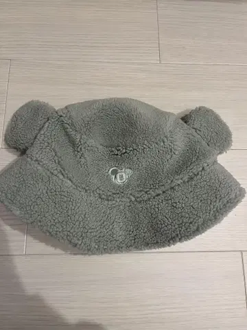 미키 귀 달린 퍼 모자