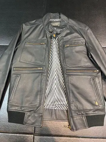 Volcom 블랙 가죽 자켓 M