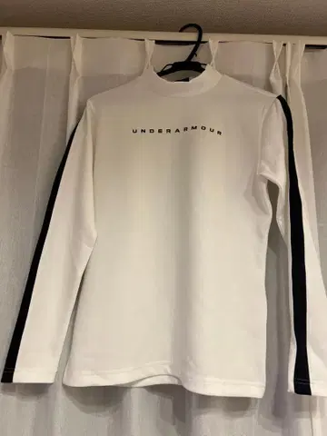 UNDER ARMOUR 화이트 긴팔 셔츠