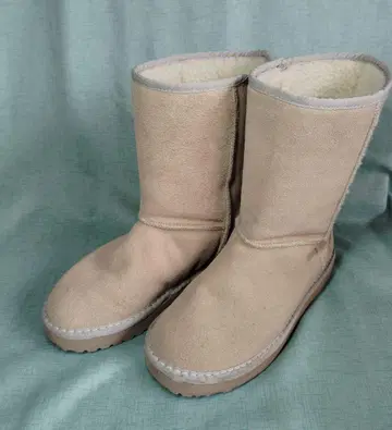 Anna Fidanza 스테디셀러 새상품급 무스탕 부츠 베이지 23cm