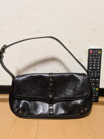 Dakota 가죽 핸드백 블랙