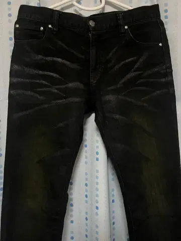 토네이도 마트의 스키니 데님