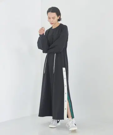 A+ TOKYO 사이드 오픈 더블 드로스트 원피스