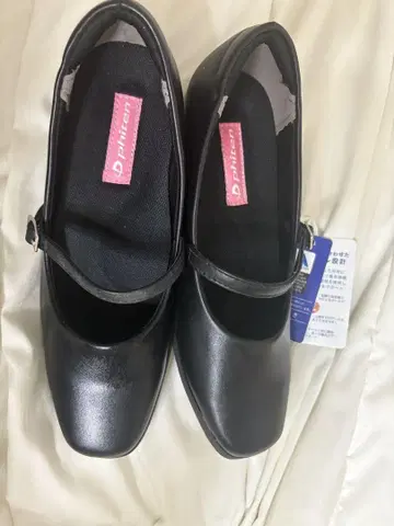 D 플랜 블랙 하이힐 펌프스