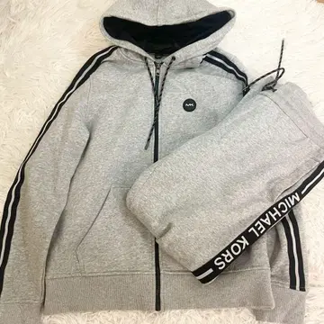 새상품급 MICHEAL KORS 마이클코어스 속기모 맨투맨 셋업 L