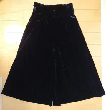 에포카 벨로아 큐롯