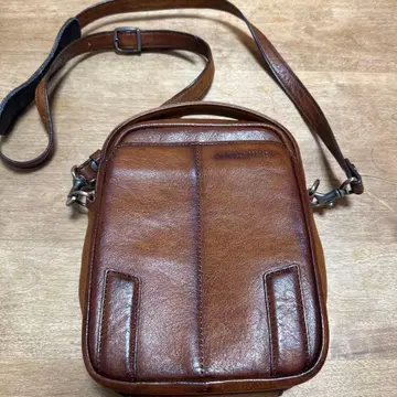 LO HOMME PRESSE 숄더백 브라운